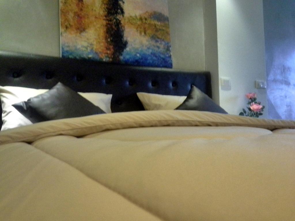 Thongtha Residence - Suvarnabhumi Airport Bangkok Rum bild